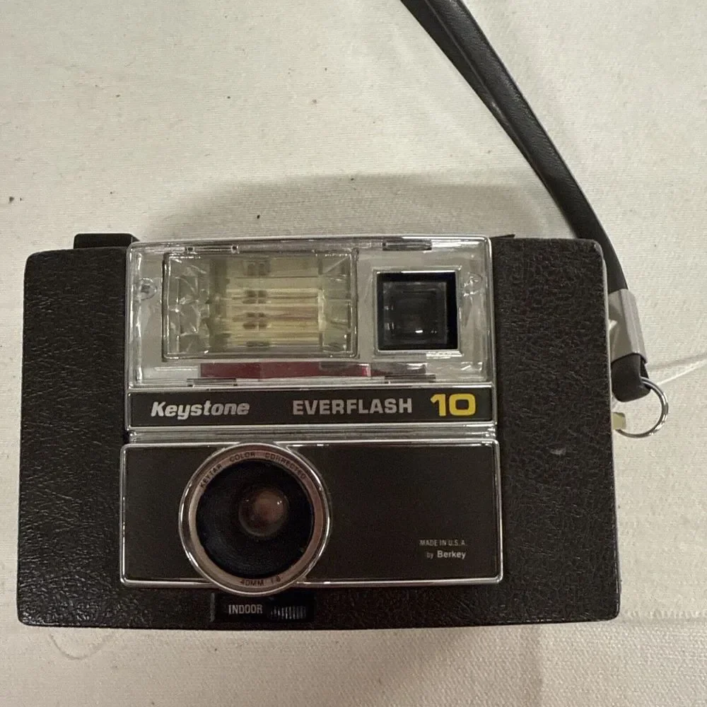 Vintage Keystone‎ Everflash 20 Camera Electric Eye Film Flash Untested Read